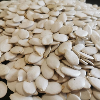 بذور اليقطين البيضاء الوردية اللذيذة والصحية لعملك